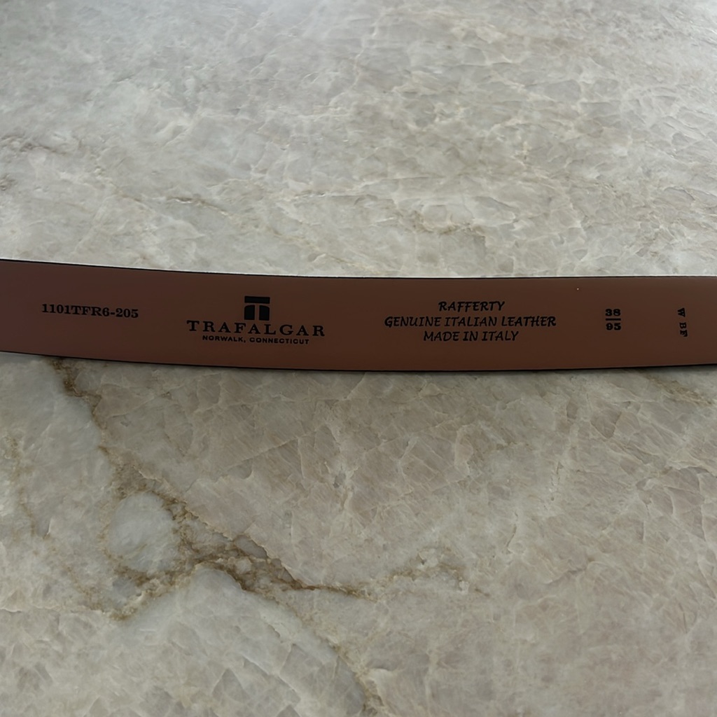 Trafalgar Leather Belt Rafferty Rich Dark Brown Genuine Italian Leather Size 38 — image 4 of 8